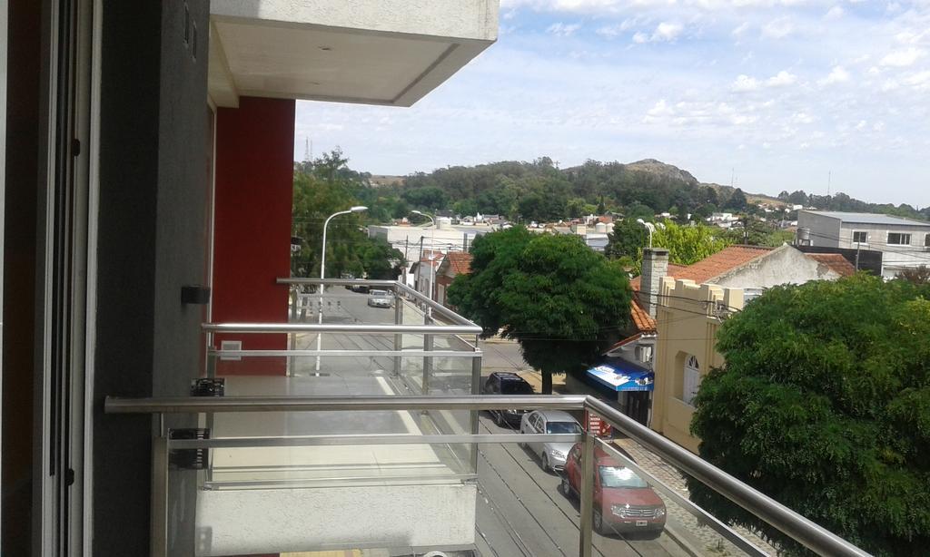 Apartament Balcones De Tandil Departamentos Zewnętrze zdjęcie